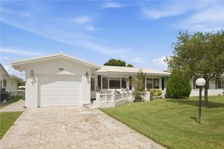 8543 NW 13th Court, Plantation, FL 33322