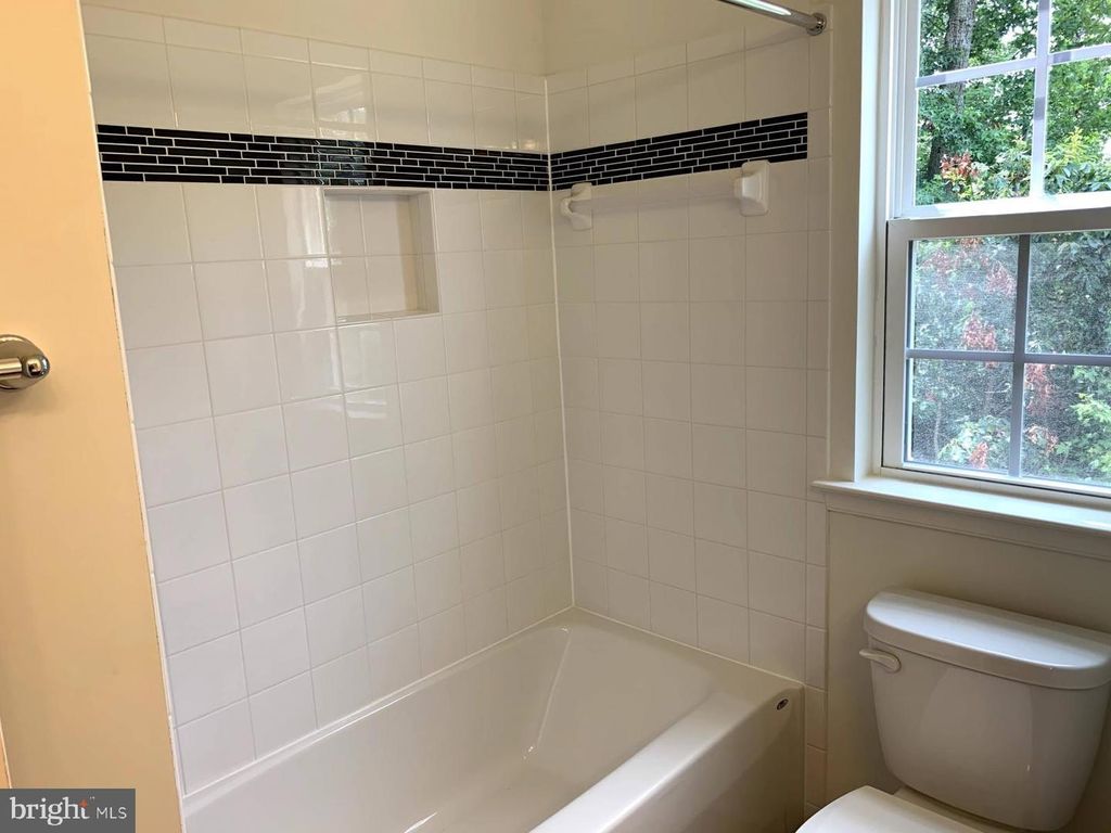 Image 11 of property listing at 263 TRAILS WAY, Joppa, MD 21085