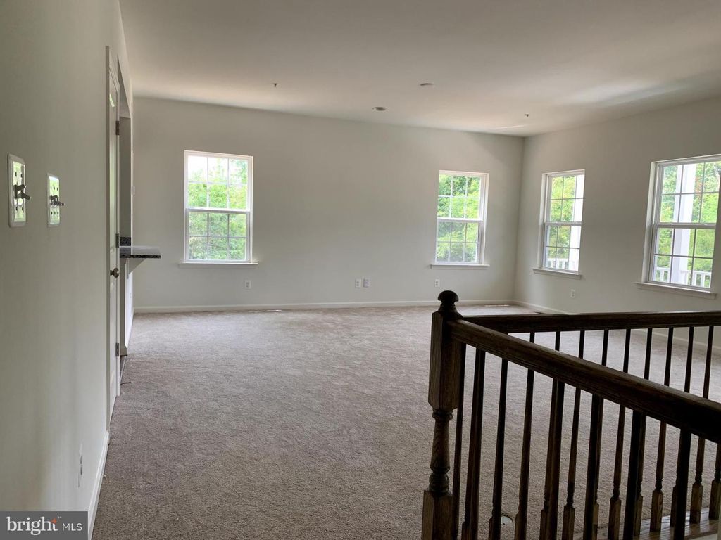 Image 7 of property listing at 263 TRAILS WAY, Joppa, MD 21085