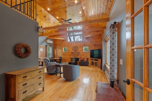 525 North St, Fitchburg, MA 01420