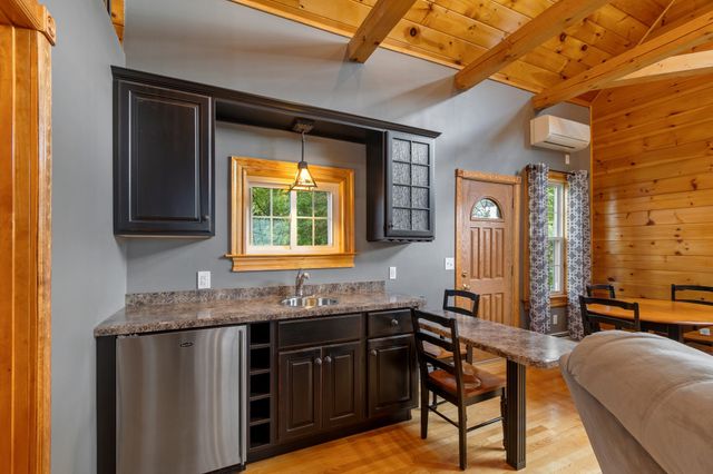525 North St, Fitchburg, MA 01420