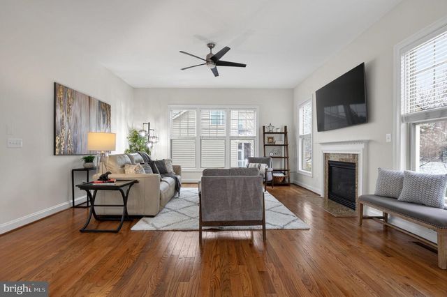 43842 GRANTNER PL, Ashburn, VA 20147