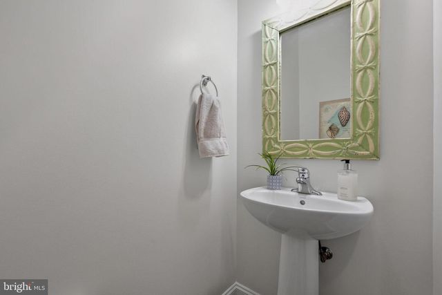 43842 GRANTNER PL, Ashburn, VA 20147