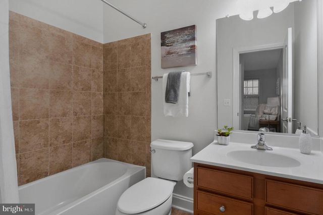 43842 GRANTNER PL, Ashburn, VA 20147