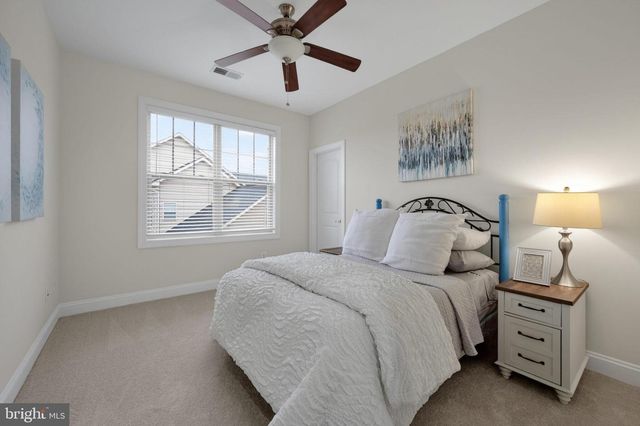 43842 GRANTNER PL, Ashburn, VA 20147