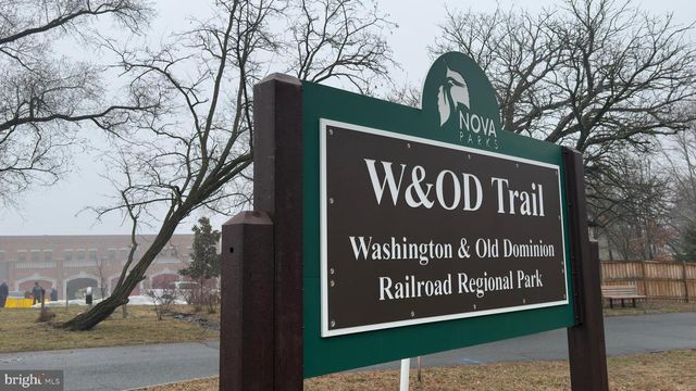 43842 GRANTNER PL, Ashburn, VA 20147