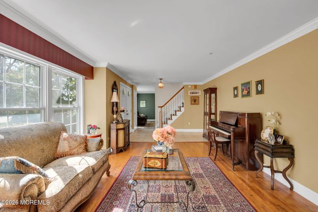 122 Hibernia Way, Freehold, NJ 07728