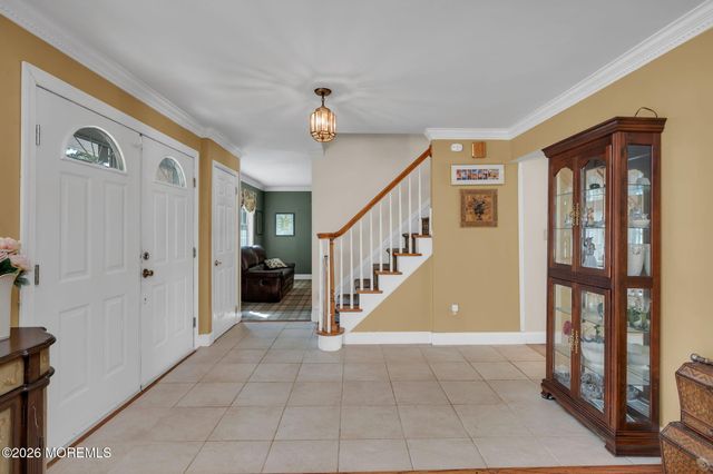 122 Hibernia Way, Freehold, NJ 07728