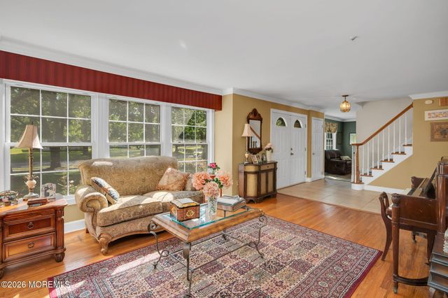 122 Hibernia Way, Freehold, NJ 07728