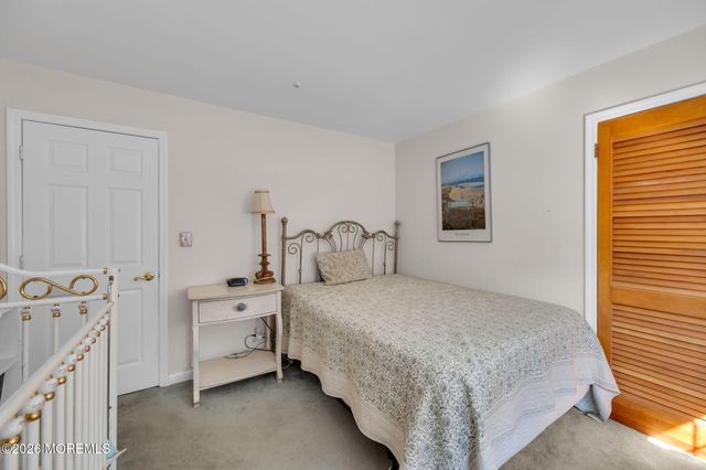122 Hibernia Way, Freehold, NJ 07728