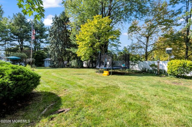 122 Hibernia Way, Freehold, NJ 07728