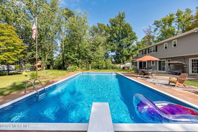 122 Hibernia Way, Freehold, NJ 07728