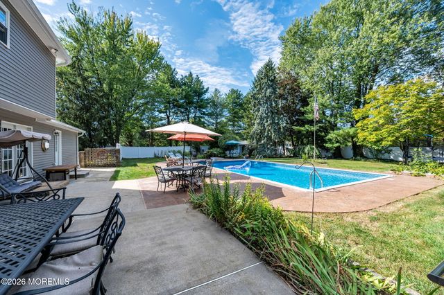 122 Hibernia Way, Freehold, NJ 07728