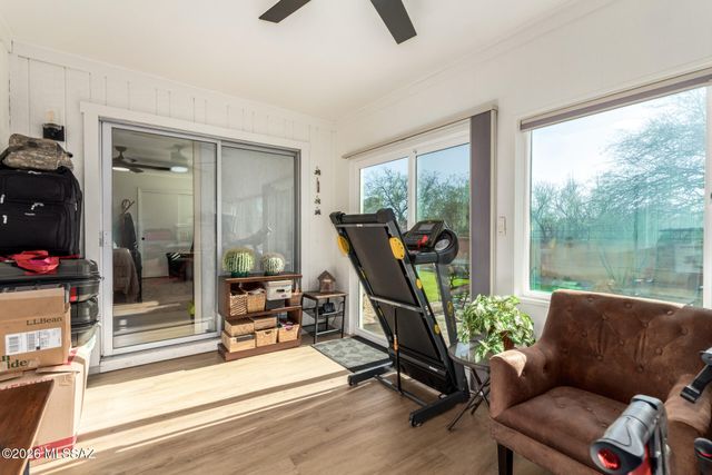 653 W Redondo Place, Green Valley, AZ 85614