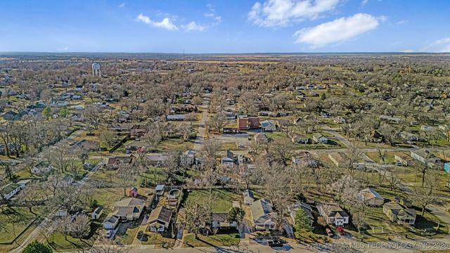 602 N 11th Street, Collinsville, OK 74021