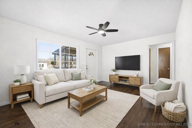 602 N 11th Street, Collinsville, OK 74021