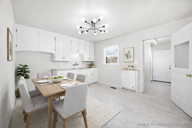 602 N 11th Street, Collinsville, OK 74021