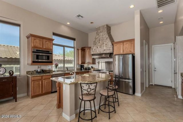 1706 W WESTERN STAR Boulevard, Phoenix, AZ 85041