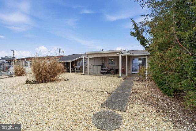 109 CALDWELL RD, Barnegat, NJ 08005