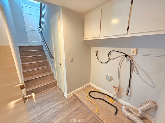 11107 Arminta Street 22, Sun Valley, CA 91352