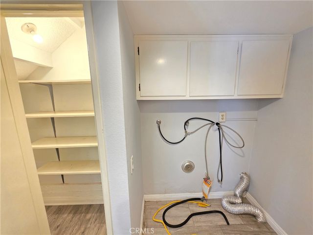 11107 Arminta Street 22, Sun Valley, CA 91352