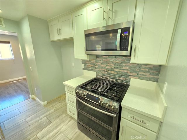 11107 Arminta Street 22, Sun Valley, CA 91352