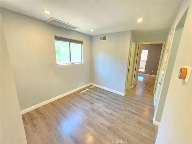 11107 Arminta Street 22, Sun Valley, CA 91352