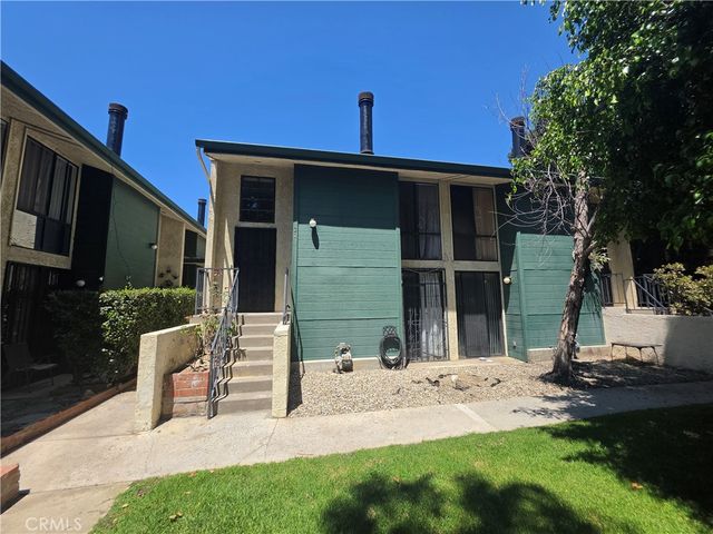 11107 Arminta Street 22, Sun Valley, CA 91352
