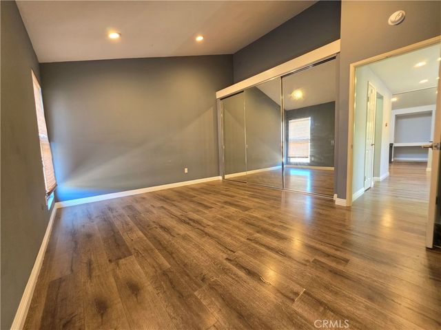 11107 Arminta Street 22, Sun Valley, CA 91352