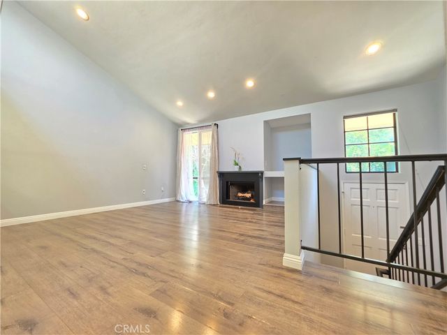 11107 Arminta Street 22, Sun Valley, CA 91352