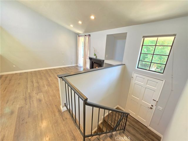 11107 Arminta Street 22, Sun Valley, CA 91352