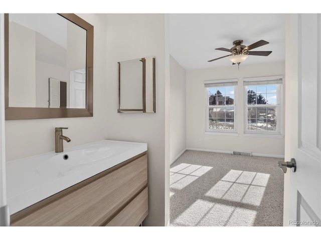 13184 E Linvale Pl, Aurora, CO 80014