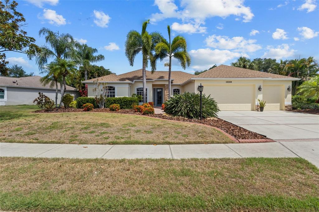 12209 CLUBHOUSE DRIVE, Lakewood Ranch, FL 34202