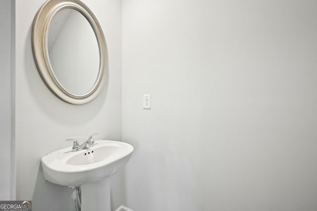 4437 Ben Hill Road, Atlanta, GA 30349