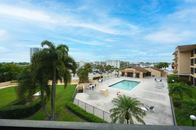 1036 Us Highway 1 315, North Palm Beach, FL 33408