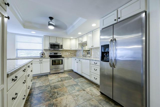 1036 Us Highway 1 315, North Palm Beach, FL 33408