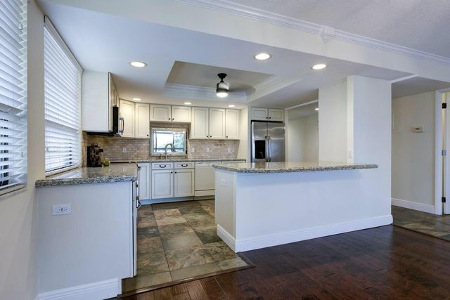 1036 Us Highway 1 315, North Palm Beach, FL 33408
