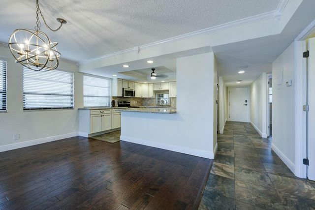 1036 Us Highway 1 315, North Palm Beach, FL 33408
