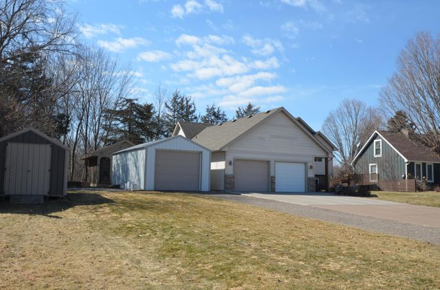 31066 Cedar Ridge Drive, Lindstrom, MN 55045