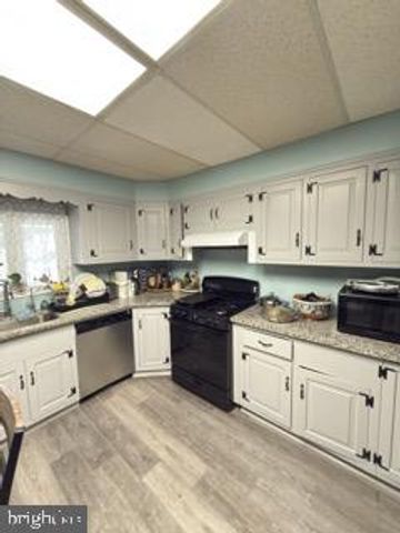1209 LOCUST ST, Norristown, PA 19401