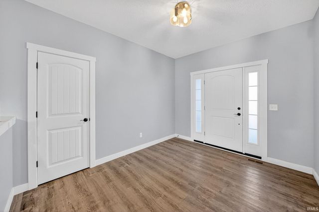 54715 Pierre Trails Drive, Osceola, IN 46561