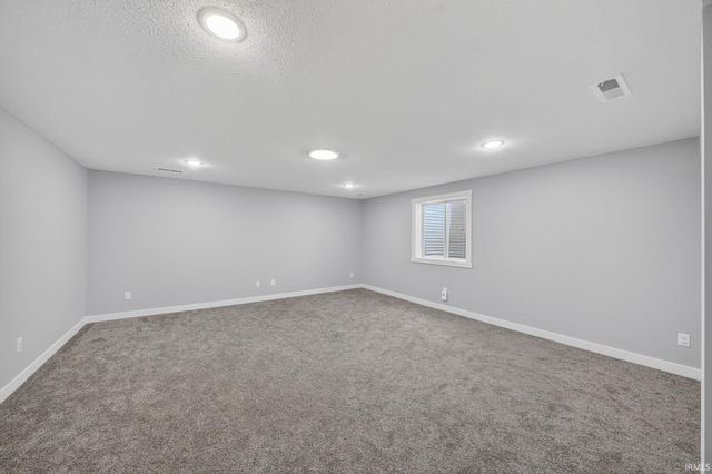 54715 Pierre Trails Drive, Osceola, IN 46561