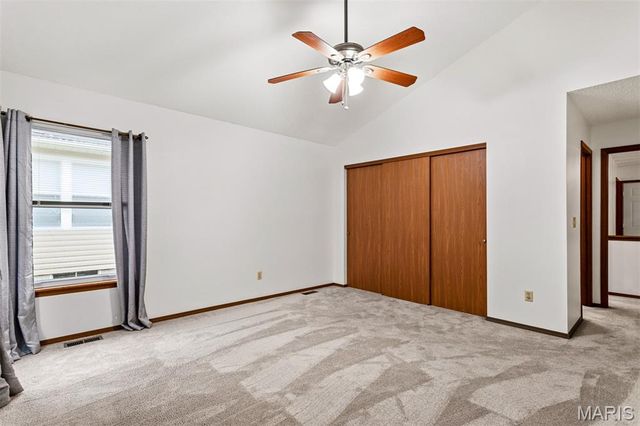 3026 Plum Creek Drive, St Peters, MO 63303