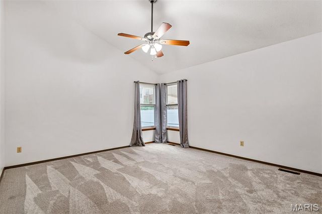 3026 Plum Creek Drive, St Peters, MO 63303