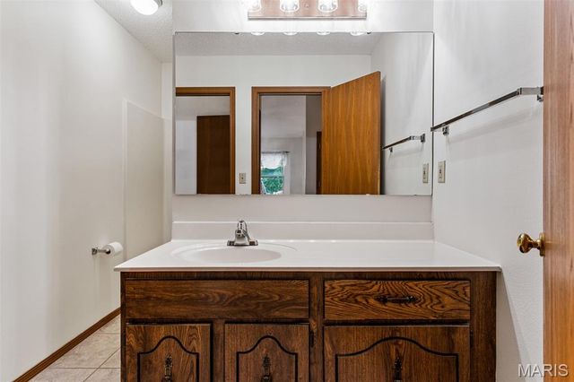 3026 Plum Creek Drive, St Peters, MO 63303