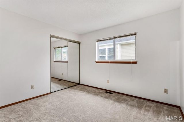 3026 Plum Creek Drive, St Peters, MO 63303