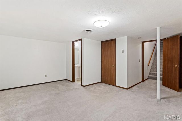 3026 Plum Creek Drive, St Peters, MO 63303