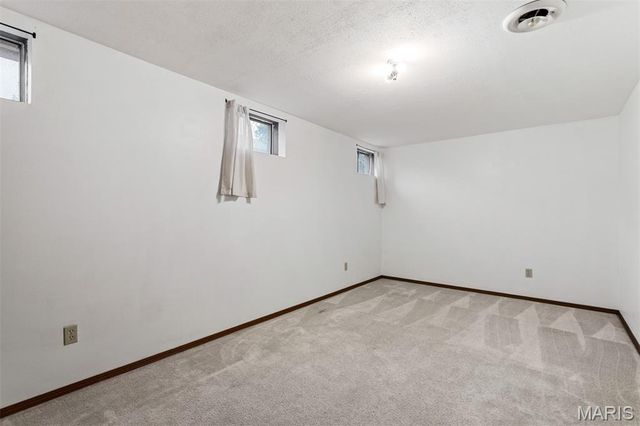 3026 Plum Creek Drive, St Peters, MO 63303