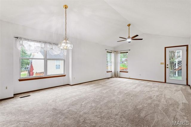 3026 Plum Creek Drive, St Peters, MO 63303