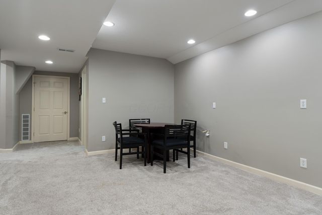7050 Kellogg Drive, Powell, OH 43065